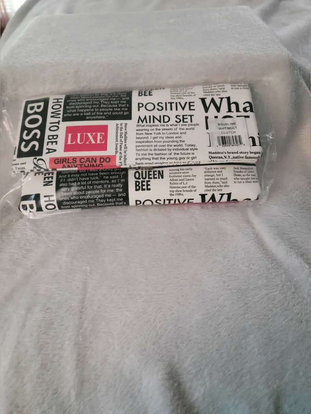 Steve Madden Bsublime Clutch - Picture 7 of 7